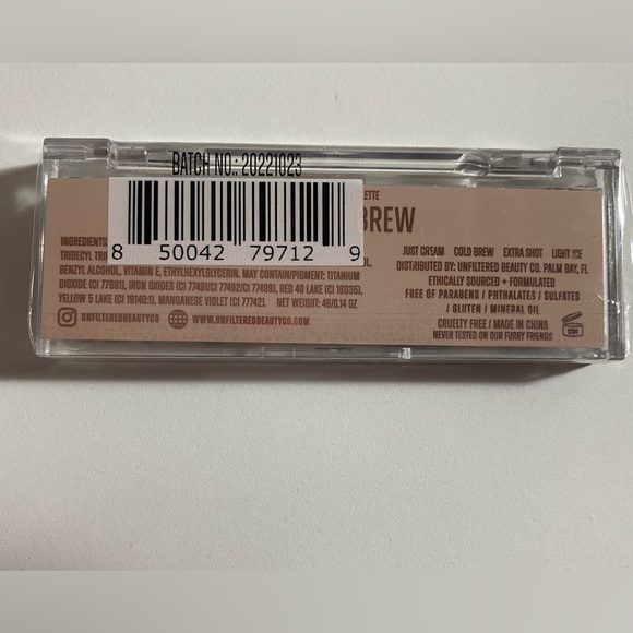 Makeup Bundle Perfect for Gifting. Work Wife, Secret Santa, Stocking Stuffers - Picture 3 of 16